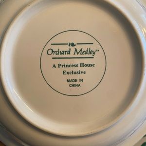 Princess House Exclusive Orchard Medley dishes